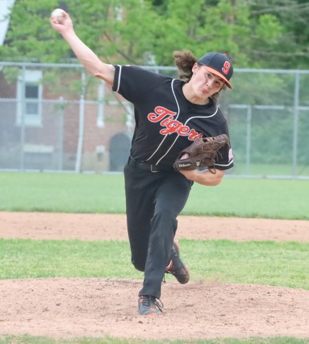 Wolter’s Blast Lifts Toronto Over Shadyside